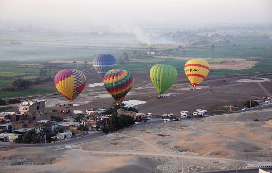 2 day Luxor adventure and sunrise hot air balloon