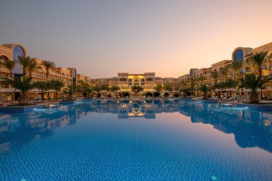 Family-Friendly Hotels for Snorkeling Adventures